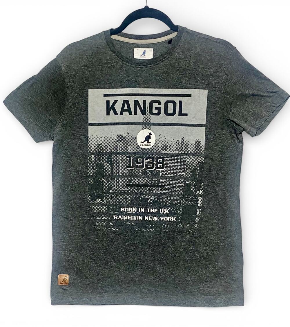 Kangol Born in the UK Raised in NY Black T-Shirt Petite Small Est 1938 Graphic T